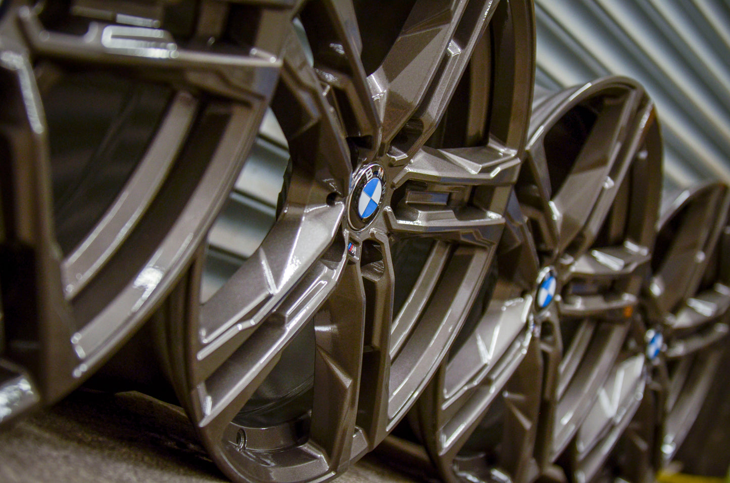 *Refurbished* Genuine 18" BMW 1/2 Series Alloy Wheels 5x120 556M F40 135i M-Sport P/X