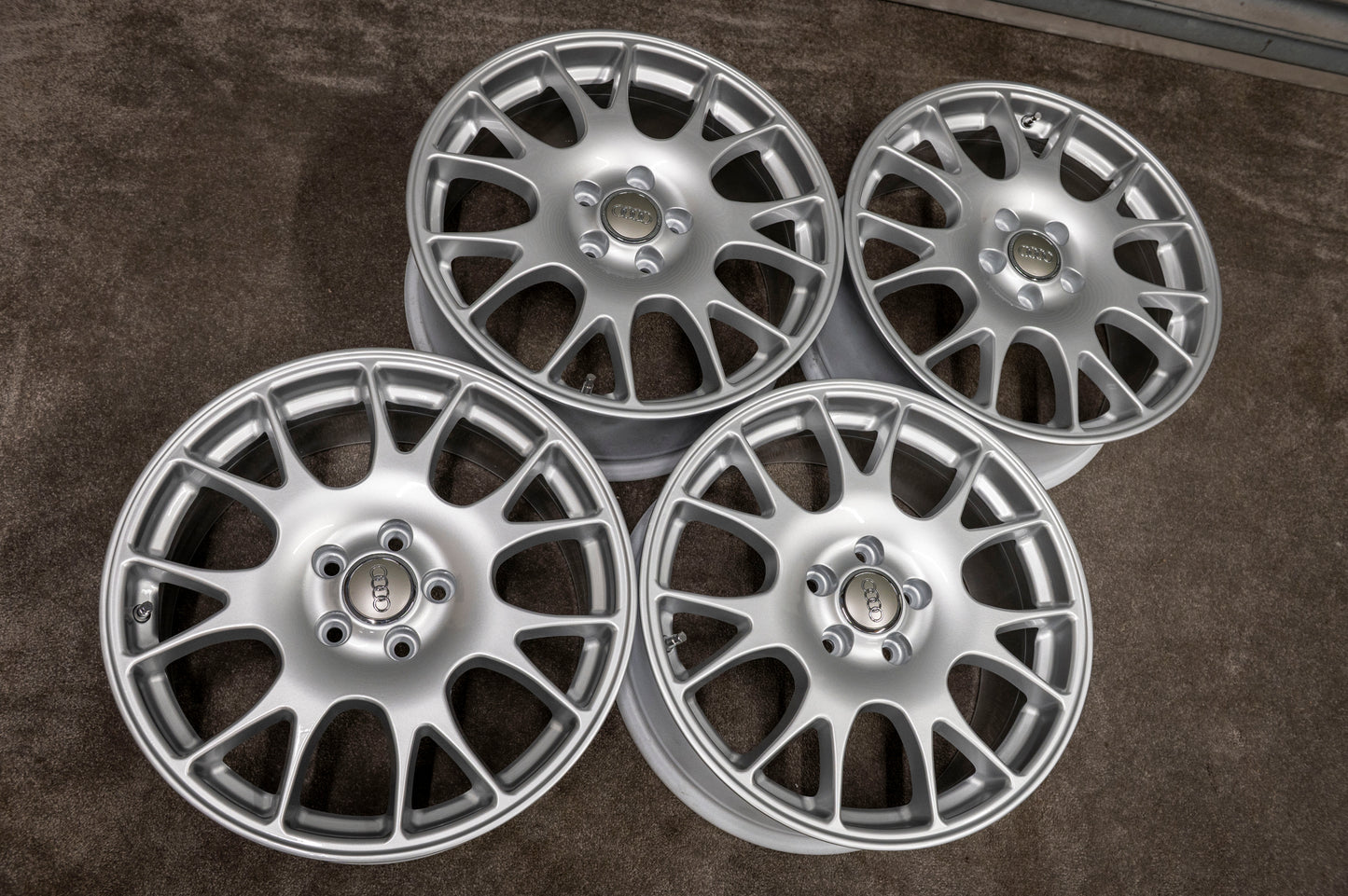 *Refurbished* Genuine 18" Audi A3 BBS CH Alloy Wheels 5x112 8P0601025R - Autosthetic