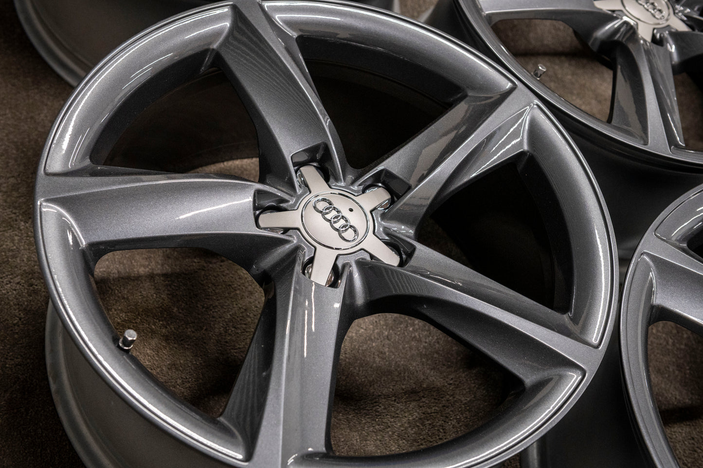 *Refurbished* Genuine 19" Audi A8 Quattro Alloy Wheels 5x112 4E0601025BA