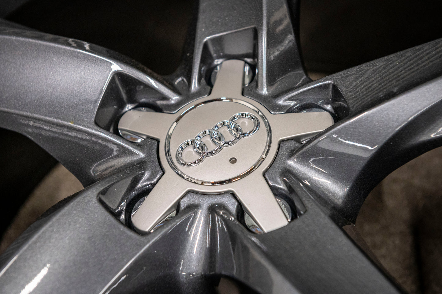 *Refurbished* Genuine 19" Audi A8 Quattro Alloy Wheels 5x112 4E0601025BA