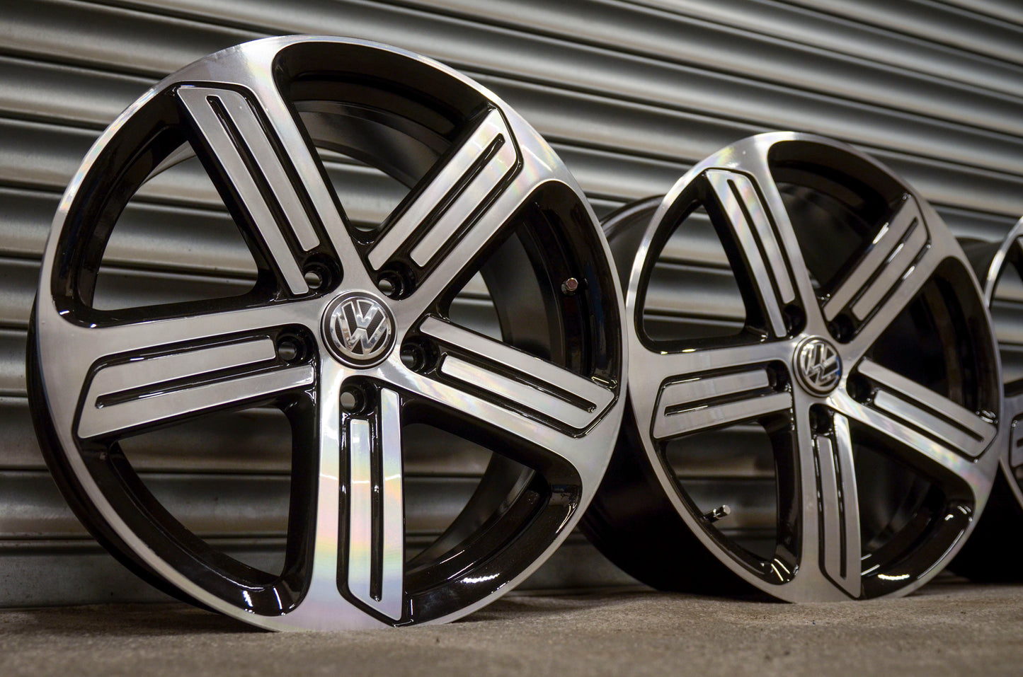 *Refurbished* Genuine 18" VW Golf R Mk7/7.5 Cadiz Alloy Wheels 5x112 5G0601025DQ