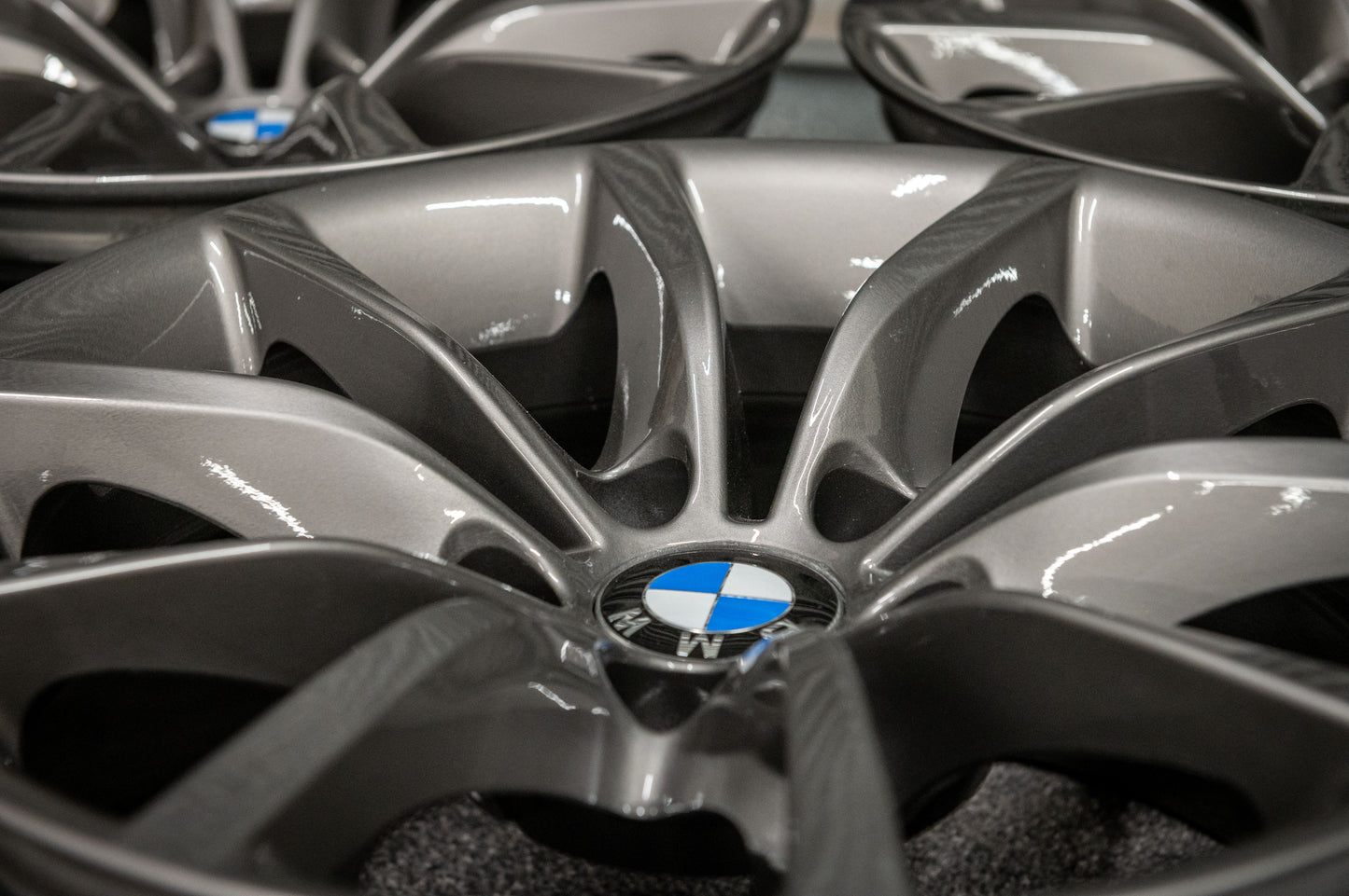*Refurbished* Genuine 17" BMW 5-Series E60/E61 245M Alloy Wheels 5x120 6777348 - Autosthetic