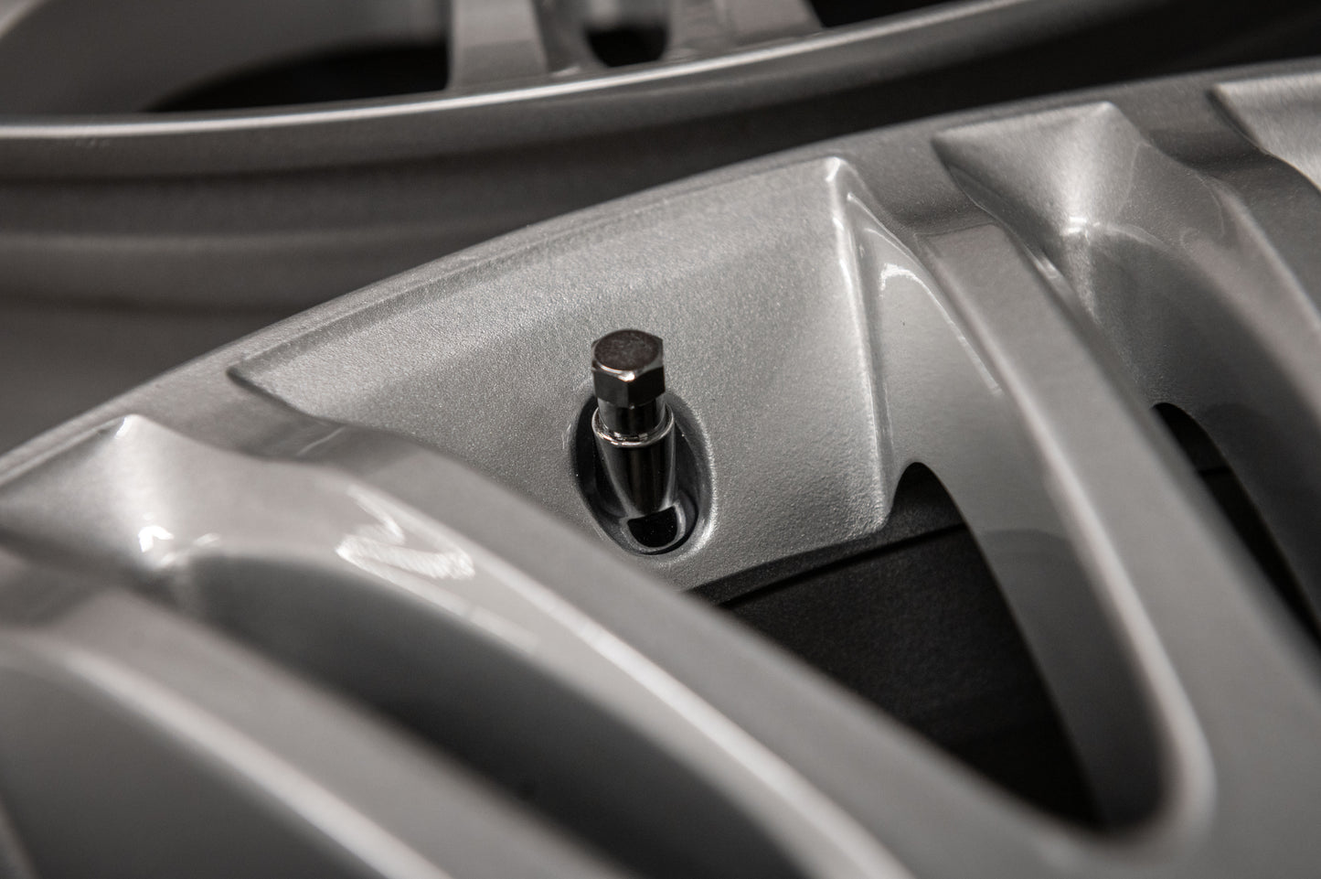 *Refurbished* Genuine 18" Mercedes E-Class W211 Staggered Alloy Wheels 5x112