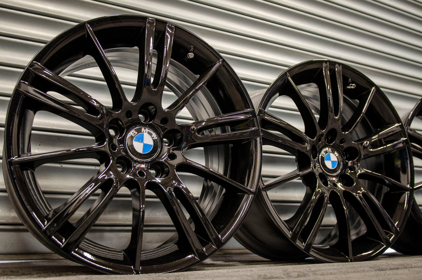 *Refurbished* Genuine 18" BMW 3 Series MV3 Staggered Alloy Wheels 5x120 - Autosthetic