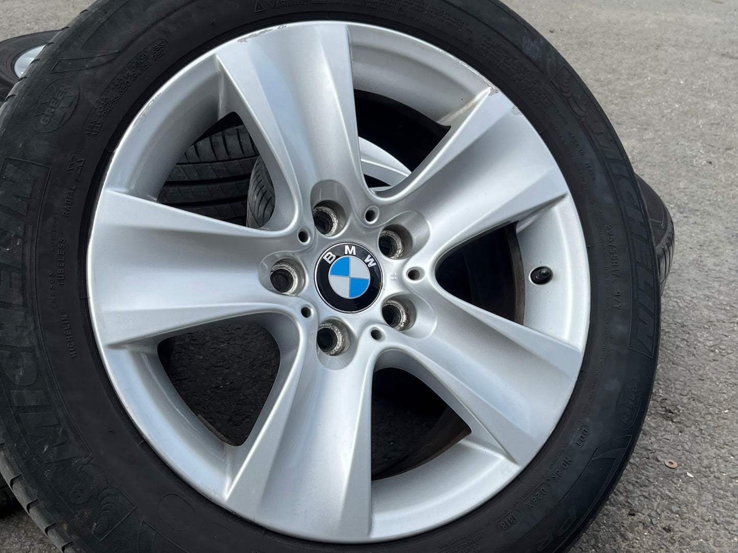 Genuine 17" BMW 5-Series F10/F11 Alloy Wheels & Michelin Tyres 5x120 - Autosthetic