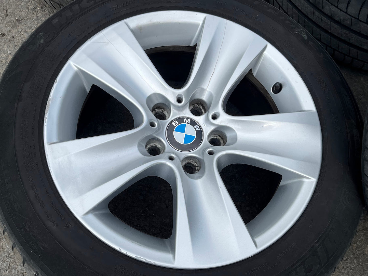 Genuine 17" BMW 5-Series F10/F11 Alloy Wheels & Michelin Tyres 5x120 - Autosthetic