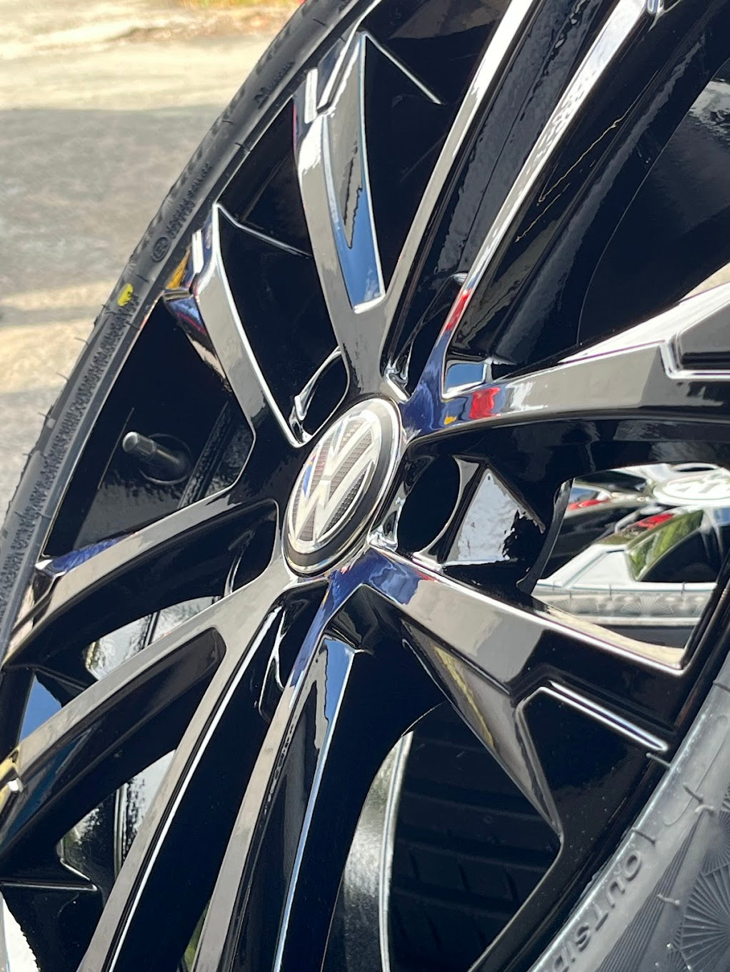 *Refurbished* Genuine 17" VW Golf Mk7 'Singapore' Alloy Wheels & Brand New Tyres 5x112 5G0601025AK
