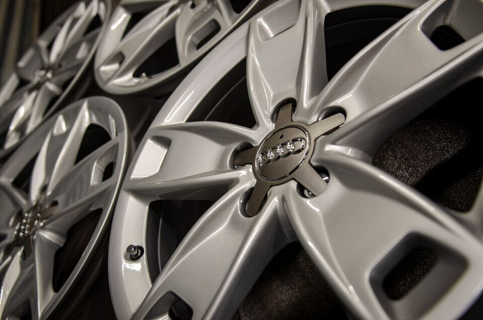 *Refurbished* Genuine 17" Audi A3 8P Alloy Wheels 5x112 8P0601025BL - Autosthetic
