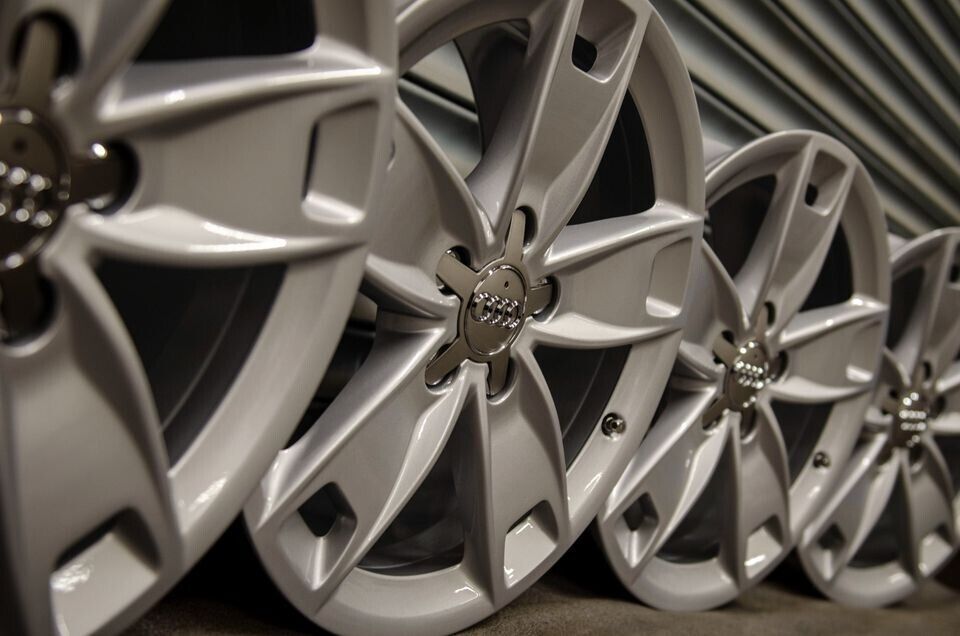 *Refurbished* Genuine 17" Audi A3 8P Alloy Wheels 5x112 8P0601025BL - Autosthetic