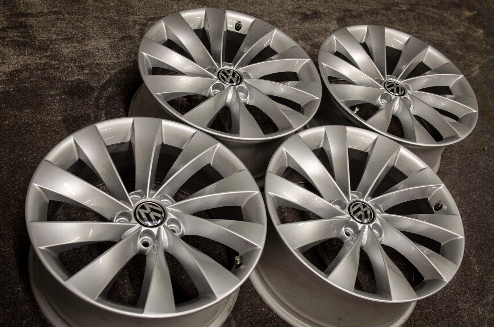 Refurbished Genuine 18" VW Scirocco/Passat Turbine Interlagos 5x112 Alloy Wheels 3C8601025D - Autosthetic