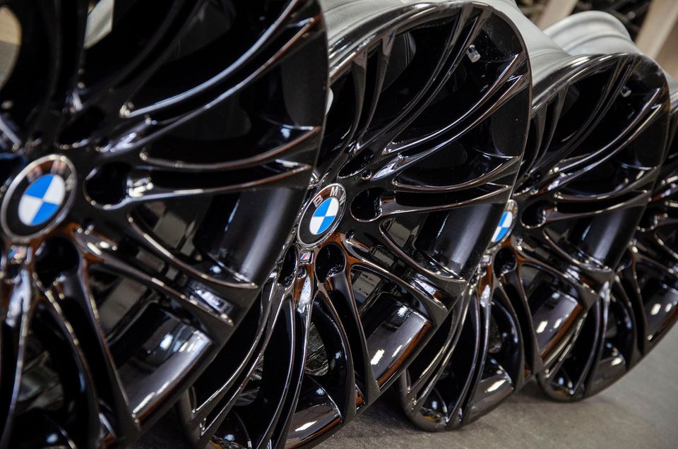 *Refurbished* Genuine 18" BMW MV2 3-Series E46/E90 135M Staggered Alloy Wheels - Autosthetic