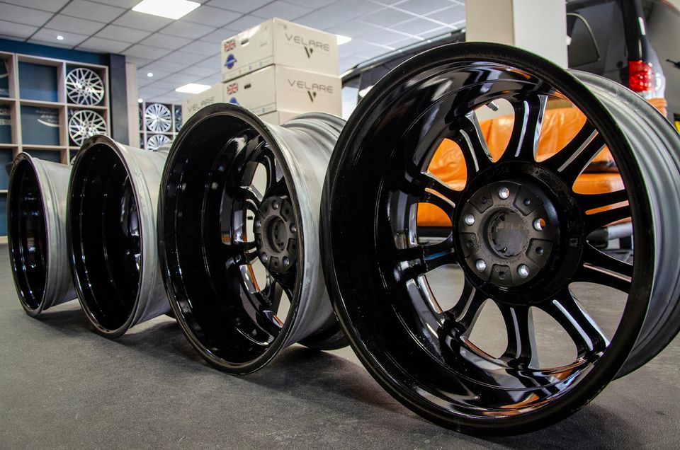 *Refurbished* Genuine 18" BMW MV2 3-Series E46/E90 135M Staggered Alloy Wheels - Autosthetic