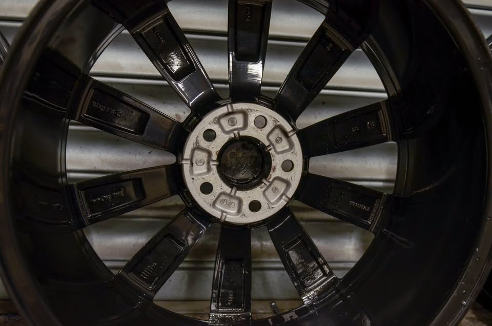 *Refurbished* Genuine 19" VW Lugano Passat/Scirocco Alloy Wheels 5x112