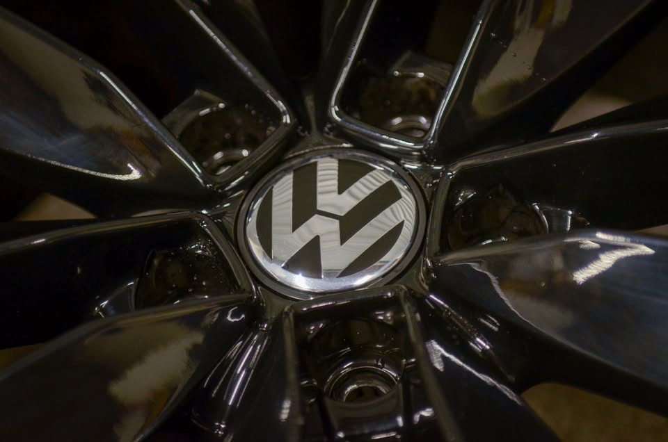 *Refurbished* Genuine 19" VW Lugano Passat/Scirocco Alloy Wheels 5x112