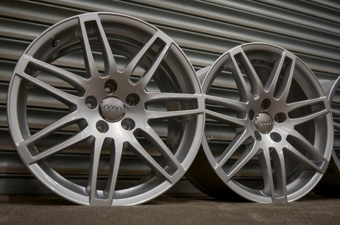 *Refurbished* Genuine 18" Audi A4 Le Mans Alloy Wheels 5x112 8E0601025BA - Autosthetic