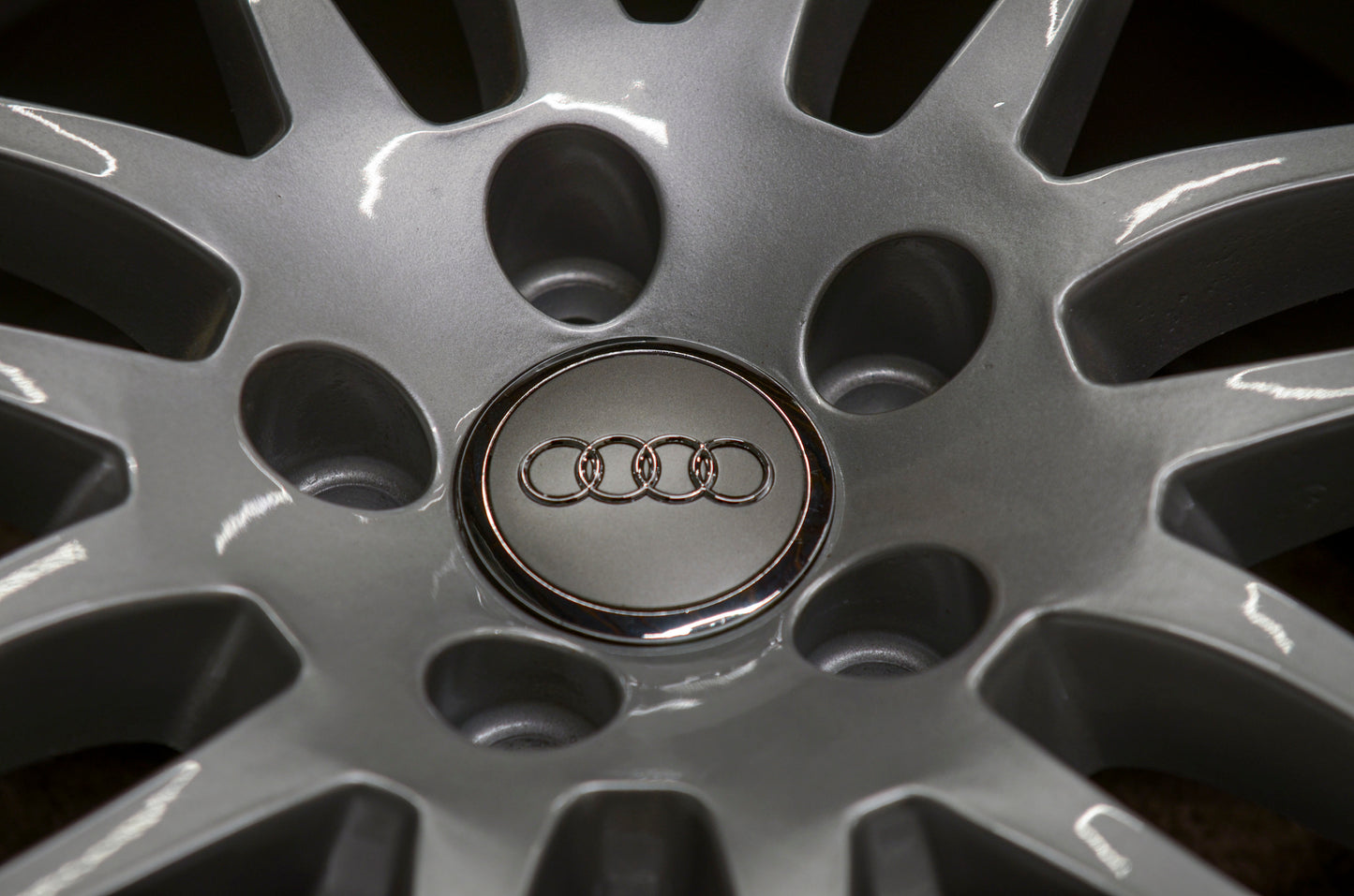 *Refurbished* Genuine 18" Audi A4 Le Mans Alloy Wheels 5x112 8E0601025BA - Autosthetic