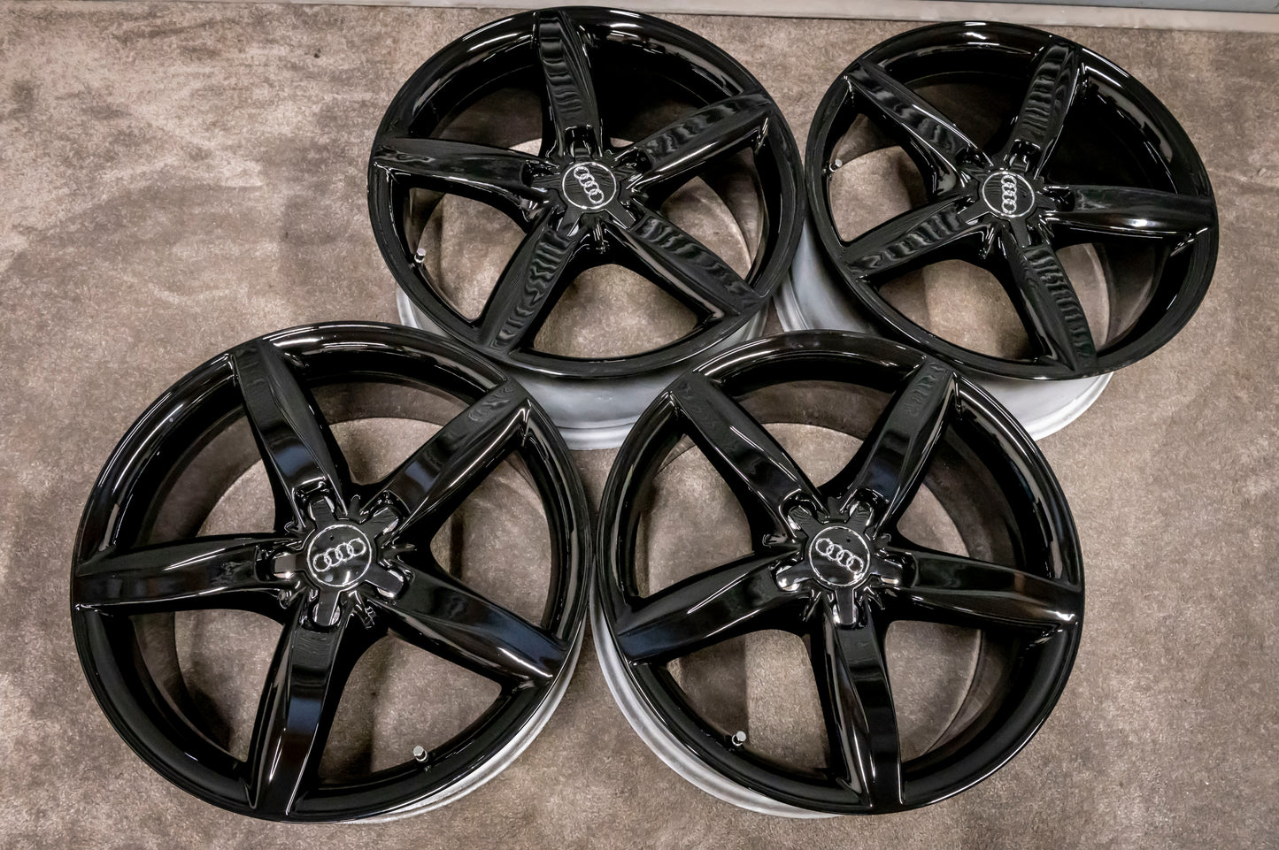 *Refurbished* Genuine 18" Audi A4 B8 S-Line Alloy Wheels 5x112 8K0601025CD