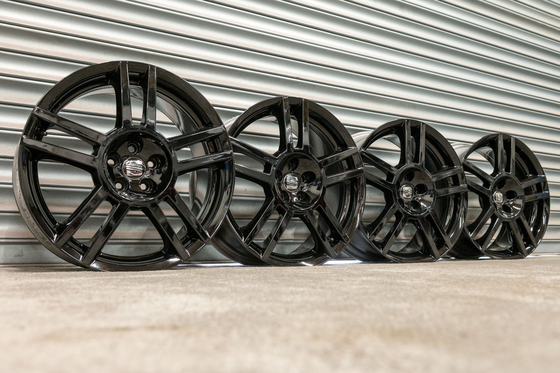*Refurbished* Genuine 18" Seat Leon Mk1 Cupra R Alloy Wheels 5x100 1ML601025A - Autosthetic