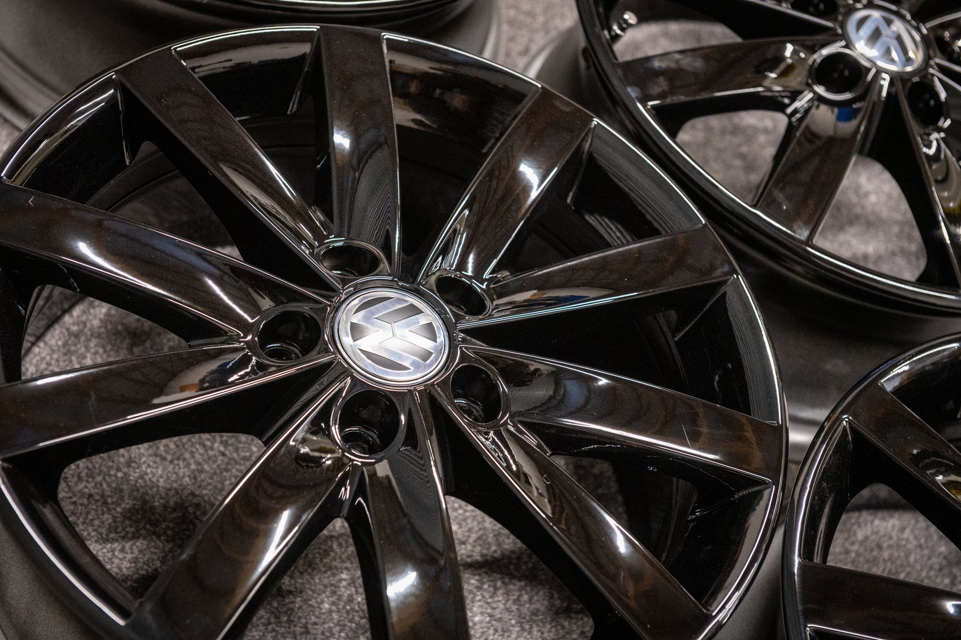 *Refurbished* Genuine 17" VW Golf Mk6 GT 'Porto' Alloy Wheels 5x112 5K0601025F - Autosthetic