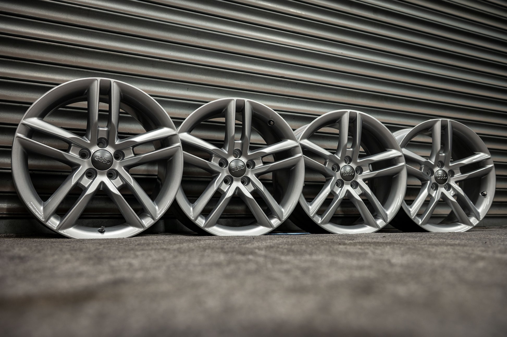 *Refurbished* Genuine 17" Audi A1 Alloy Wheels 5x100 8X0601025K - Autosthetic