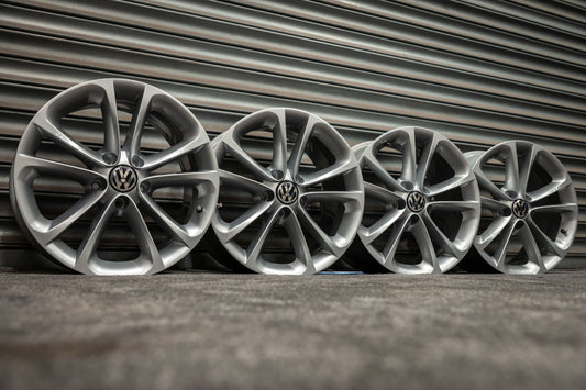 *Refurbished* Genuine 17" VW Passat CC Alloy Wheels 5x112 3C8601025K