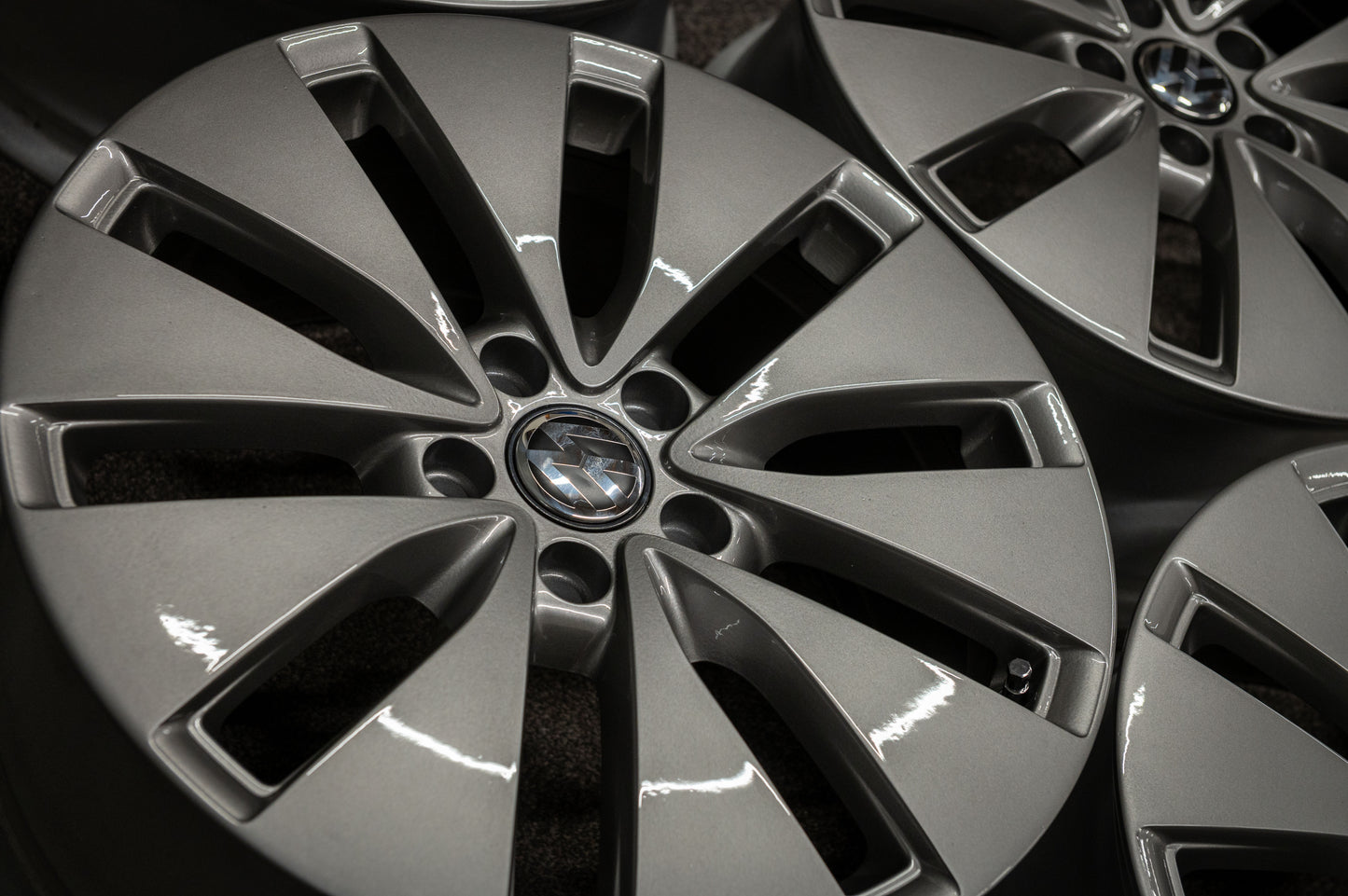 *Refurbished* Genuine 18" VW Golf 'Bilbao' Alloy Wheels 5x112 1K0601025BE