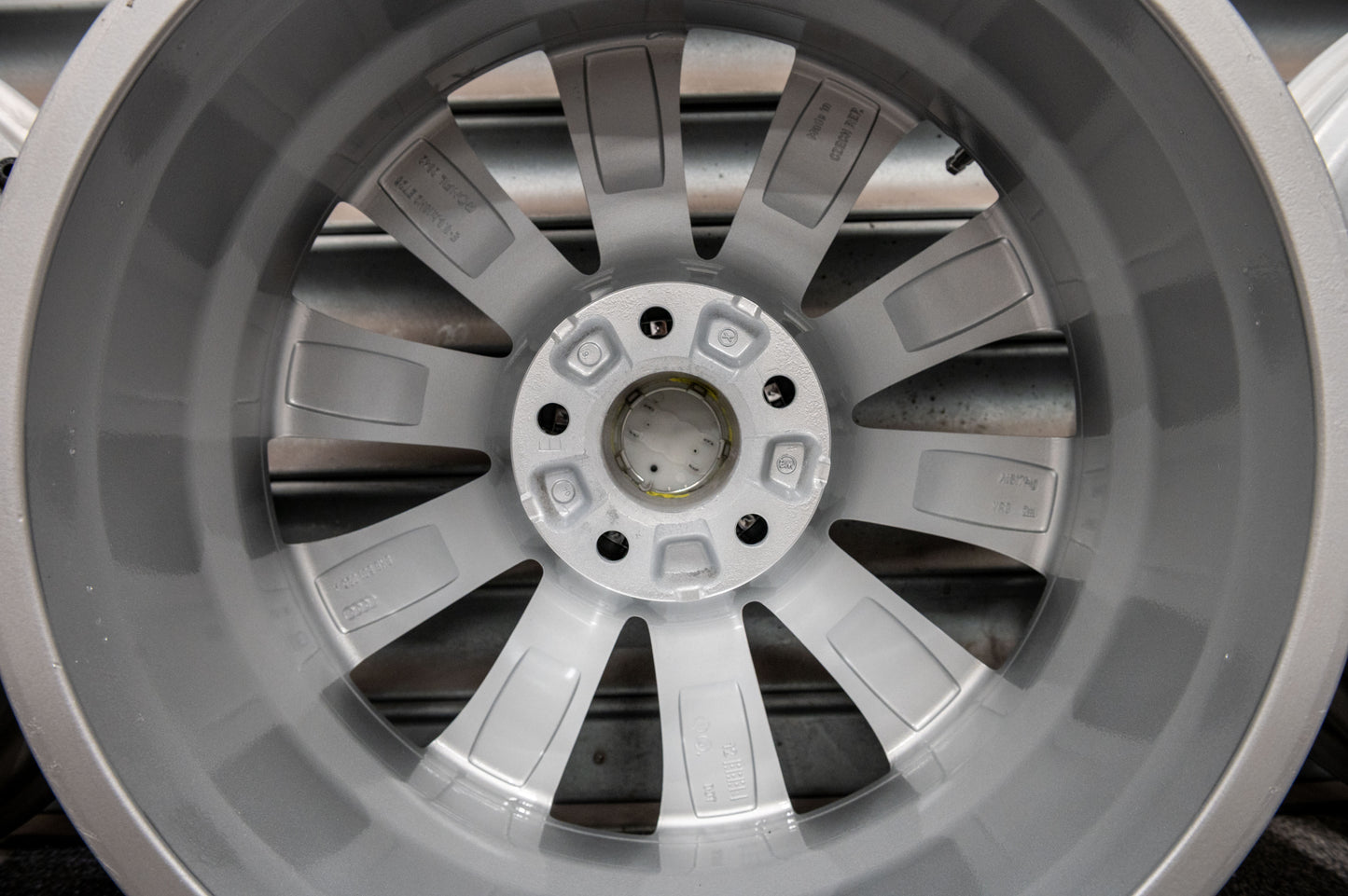 *Refurbished* Genuine 18" Audi A4 Allroad Quattro Alloy Wheels 5x112 8K9601025A