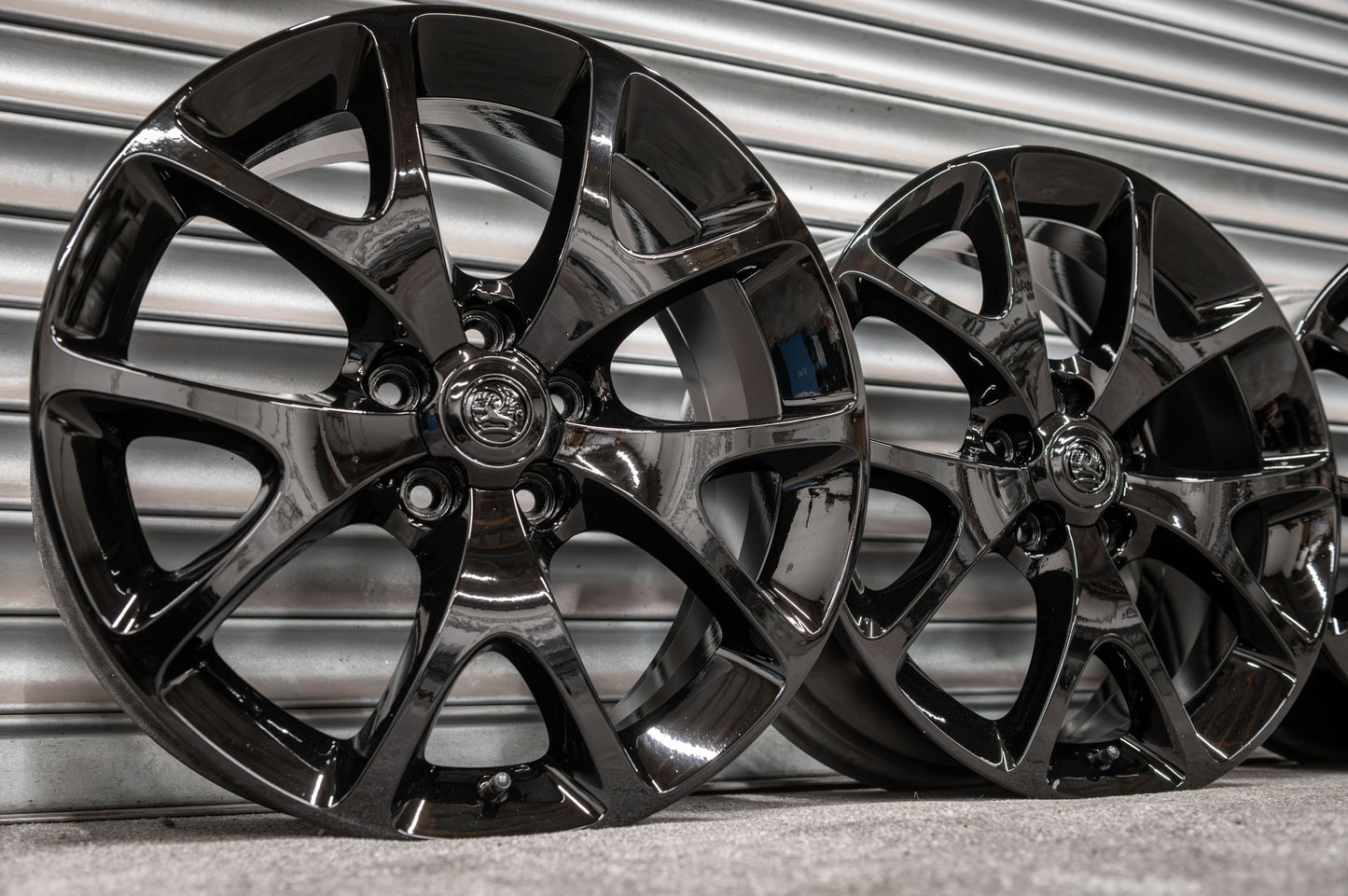 *Refurbished* Genuine Vauxhall Corsa/Astra VXR Alloy Wheels 5x110