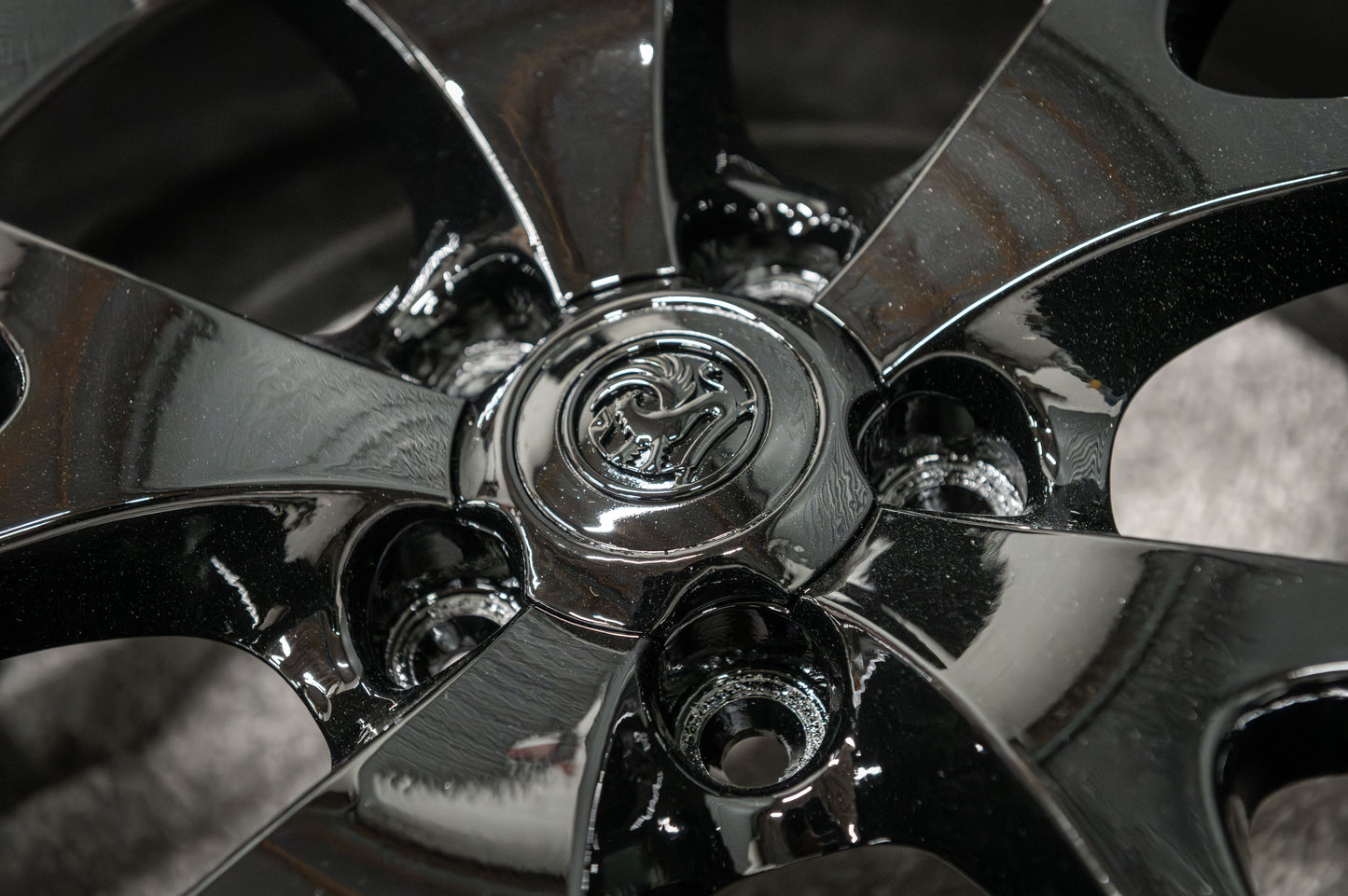 *Refurbished* Genuine Vauxhall Corsa/Astra VXR Alloy Wheels 5x110