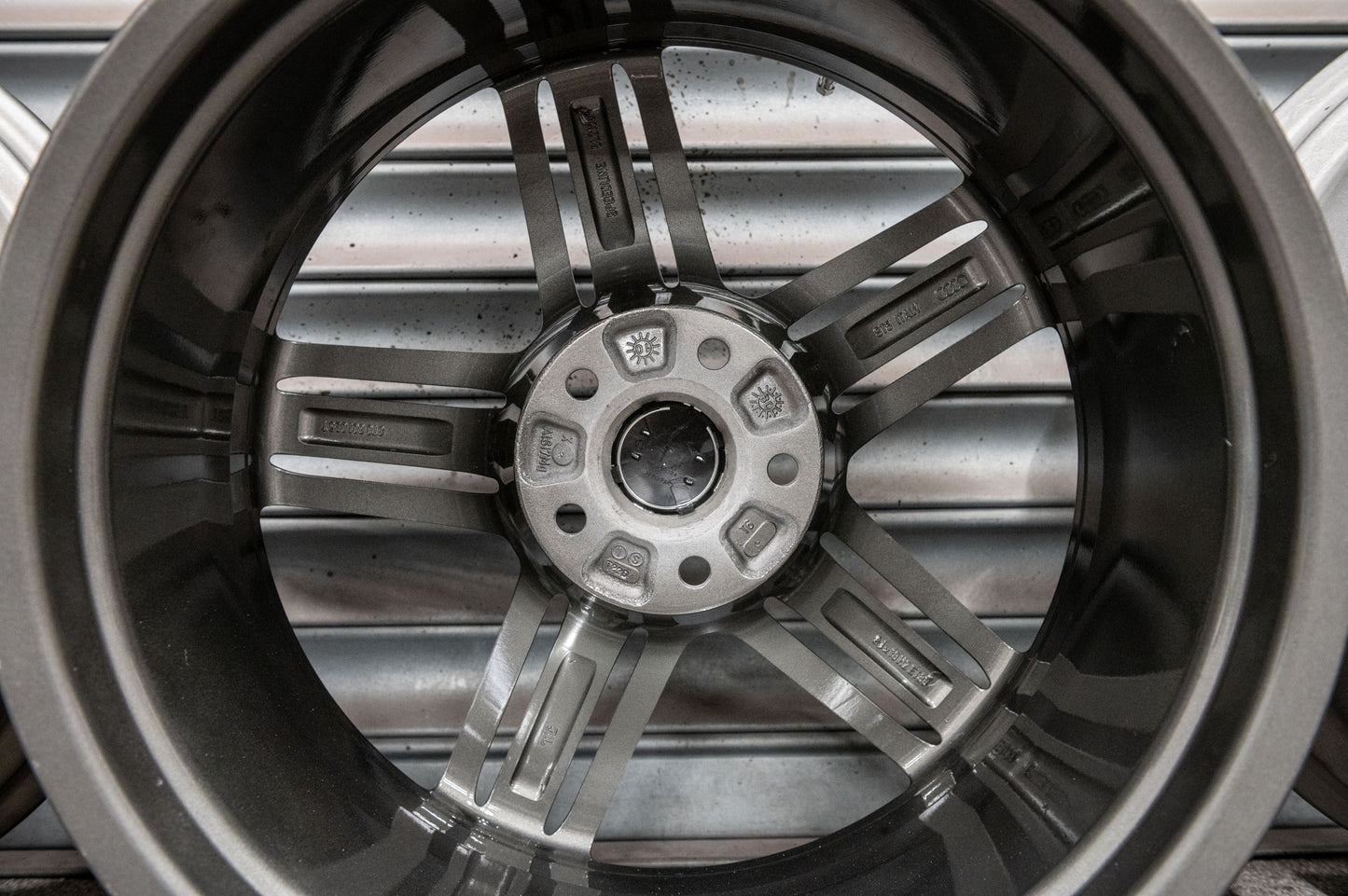 *Refurbished* Genuine 19" Audi A5/S5 Segment Peeler Speedline Wheels 5x112 8T0601025T