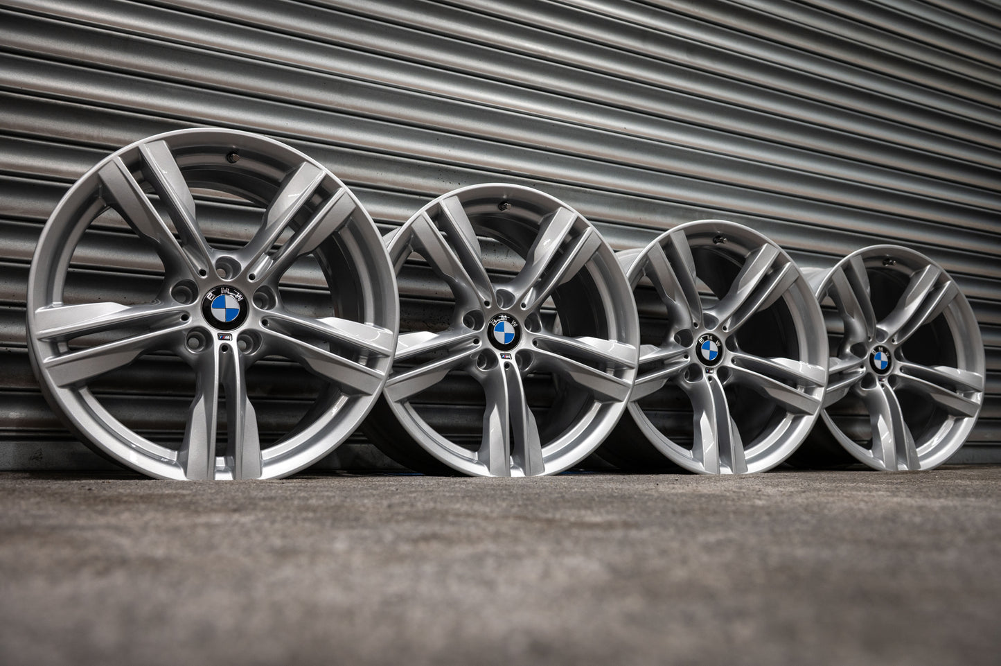 *Refurbished* Genuine 19" BMW X5/X6 467M Staggered Alloy Wheels 5x120 M-Sport - Autosthetic