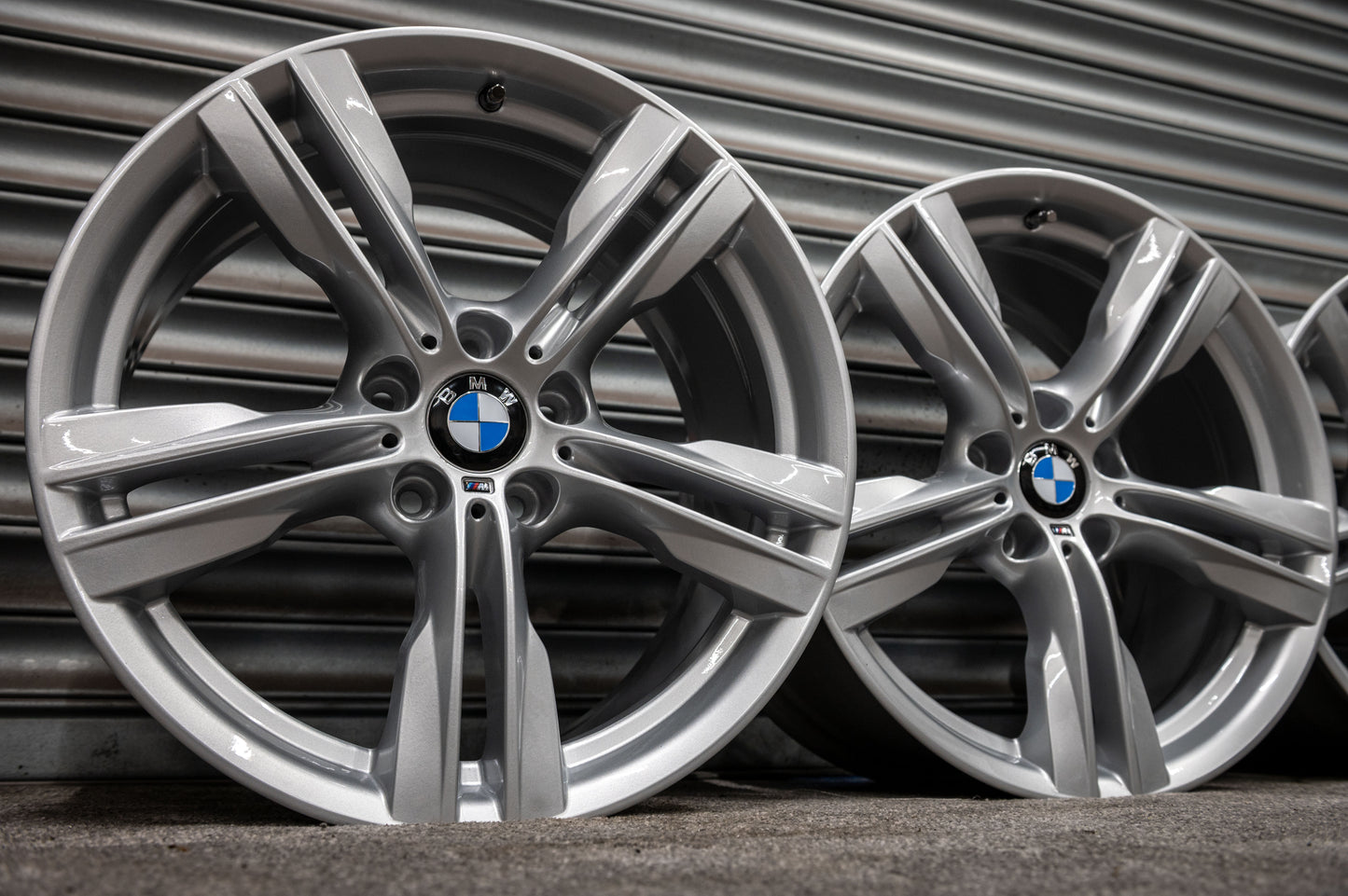 *Refurbished* Genuine 19" BMW X5/X6 467M Staggered Alloy Wheels 5x120 M-Sport - Autosthetic