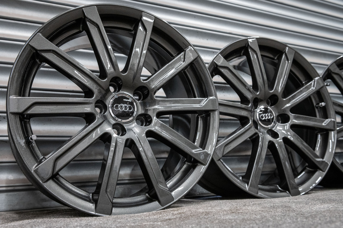 *Refurbished* Genuine 18" Audi A4/A6 S-Line Alloy Wheels 5x112 4F0601025DD - Autosthetic