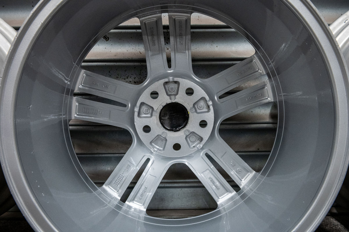 *Refurbished* Genuine 18" VW 'Mallory' Passat/Scirocco/Tiguan Alloy Wheels 5x112 1K8601025R