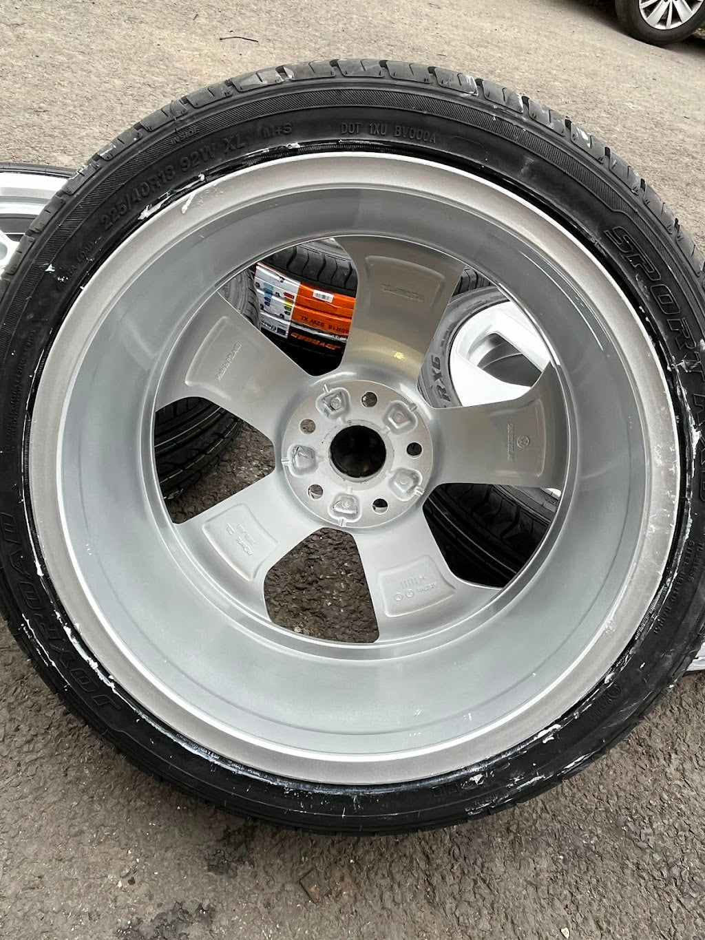 *Refurbished* Genuine 18" VW Golf 'Austin' Alloy Wheels & Brand New Tyres 5x112 5G0601025AS - Autosthetic