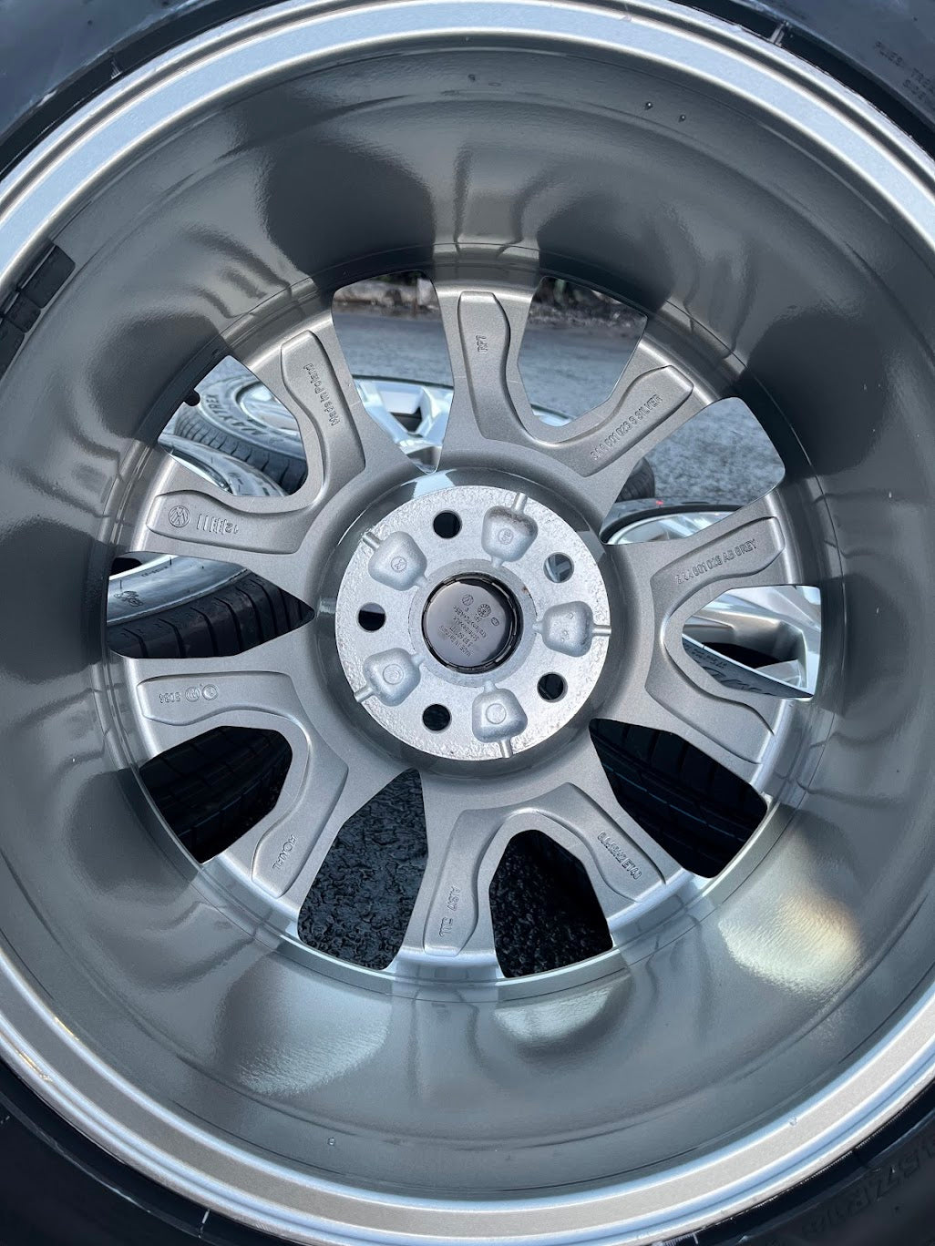 *Refurbished* Genuine 18" VW Passat AllTrack 'Canyon' Alloy Wheels & Brand New Tyres 5x112