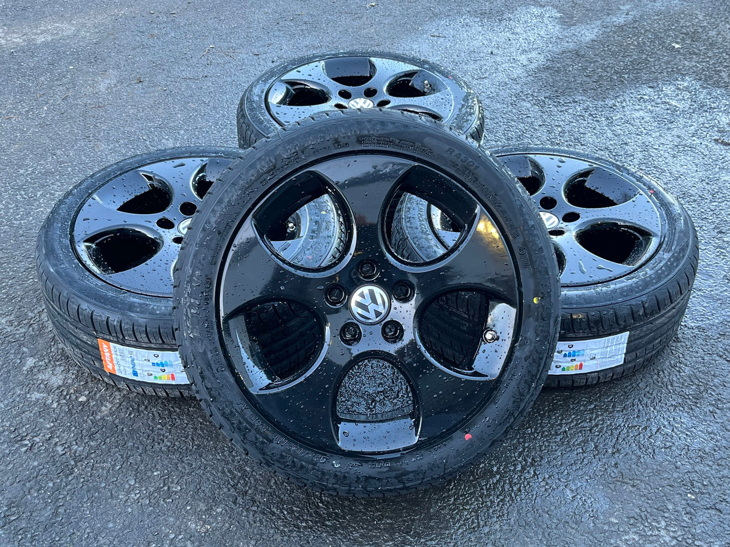 *Refurbished* Genuine 17" VW Monza Alloy Wheels & Tyres 5x112 Golf/Caddy 1K0601025AC