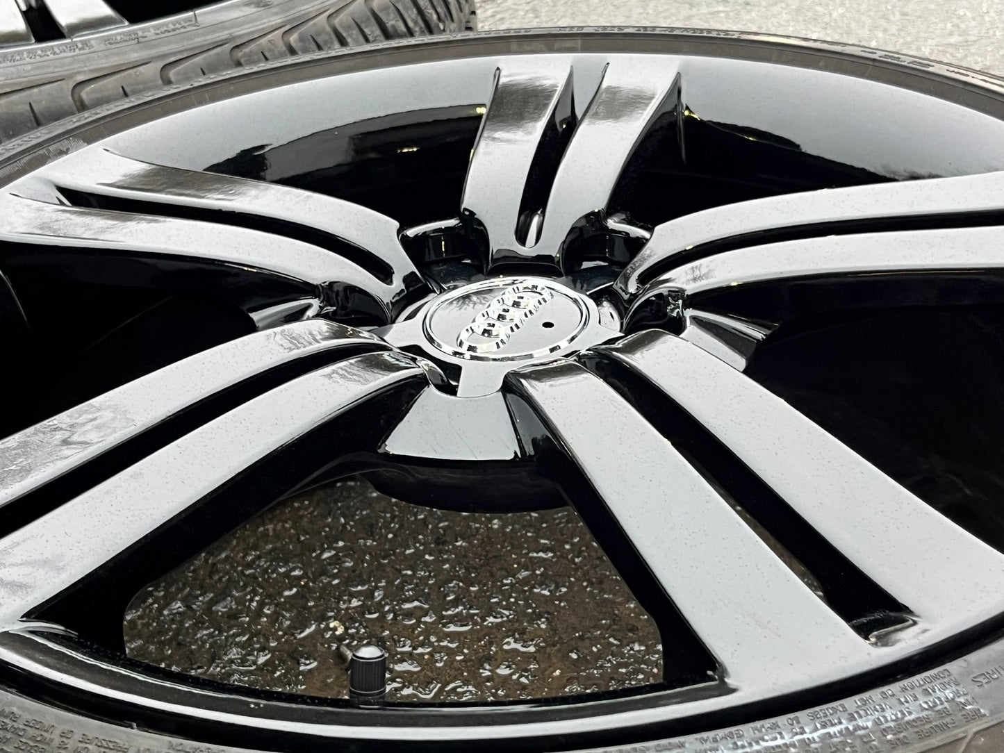 *Refurbished* Genuine 18" Audi/Seat/VW Alloy Wheels & Tyres 5x112 - Autosthetic