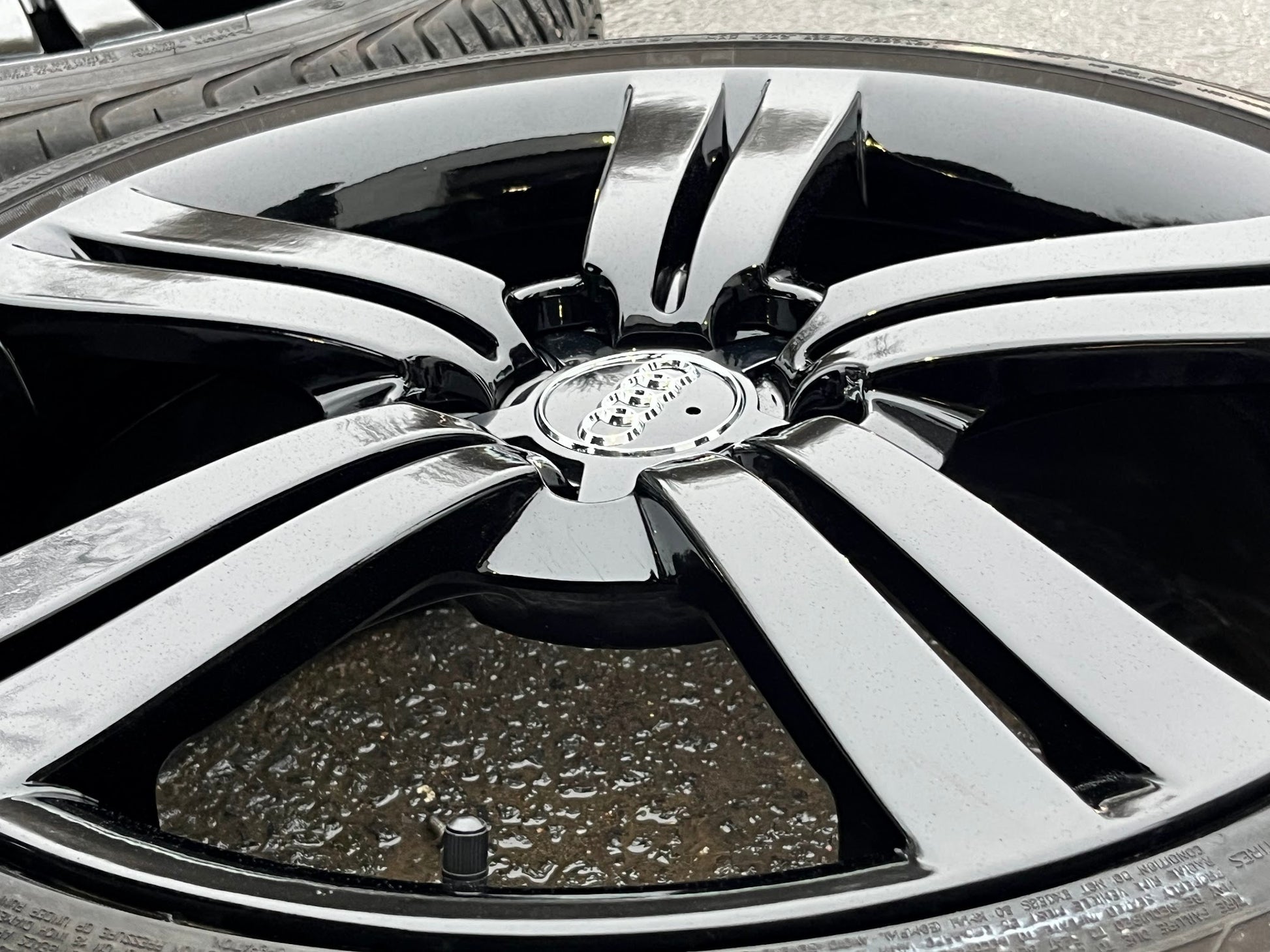 *Refurbished* Genuine 18" Audi/Seat/VW Alloy Wheels & Tyres 5x112 - Autosthetic