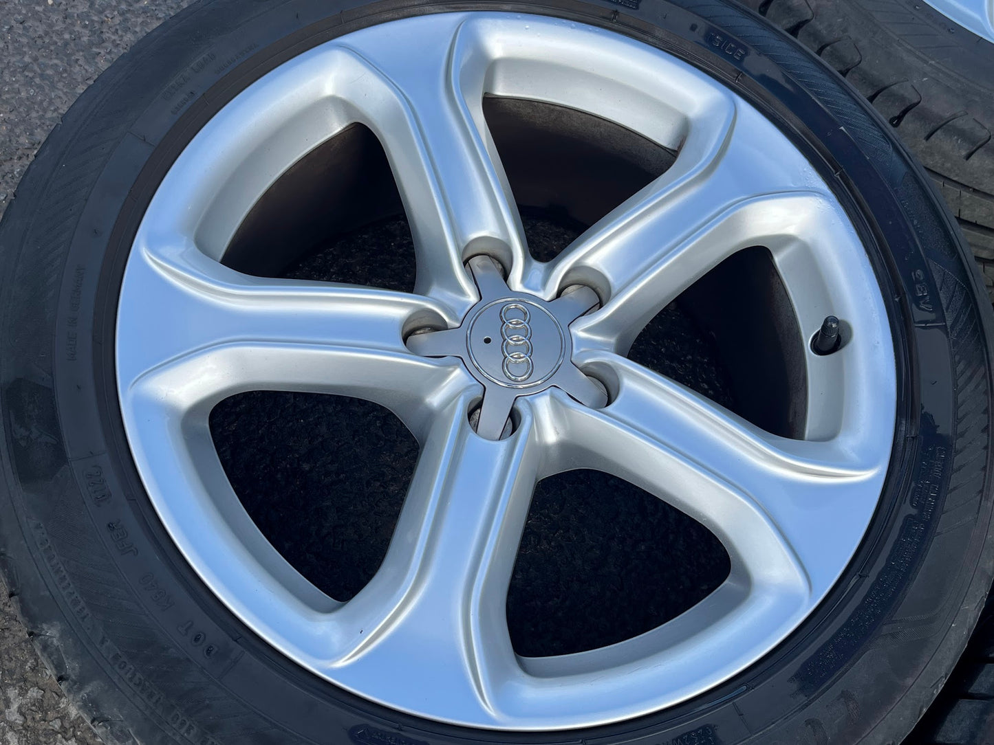 Genuine 17" Audi A5 Alloy Wheels & Tyres 5x112 Excellent Condition Goodyear