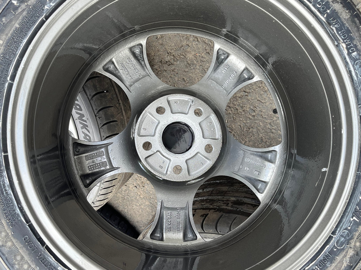 *Refurbished* Genuine 17" VW Monza Alloy Wheels & Tyres 5x112