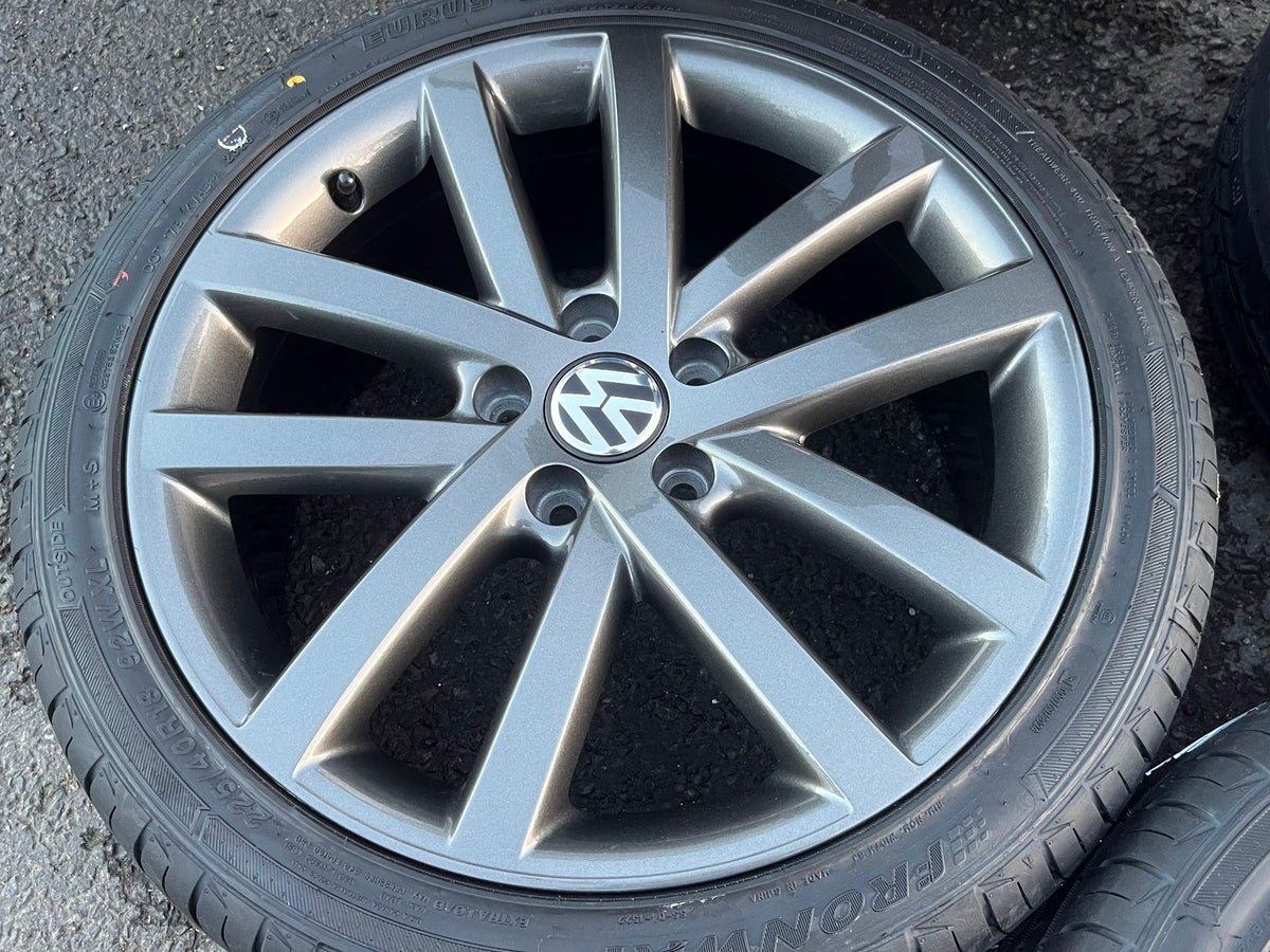 *Refurbished* Genuine 18" VW Golf Mk6 'Vancouver' Alloy Wheels & New Tyres 5x112 - Autosthetic