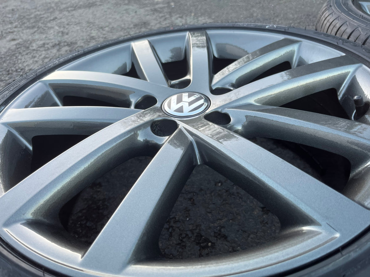 *Refurbished* Genuine 18" VW Golf Mk6 'Vancouver' Alloy Wheels & New Tyres 5x112 - Autosthetic
